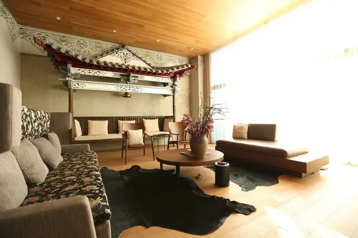 Дали: Erhai Lake Seclusion Life
