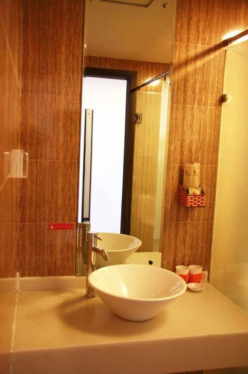 Циндао: Aizunke Hotel - Qingdao