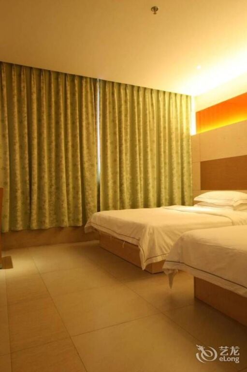 Ичан: Yichang Lucky Seven Hotel Yichang Xiling Second Road