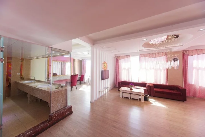 Даньдун: Huiyuan Holiday Hotel