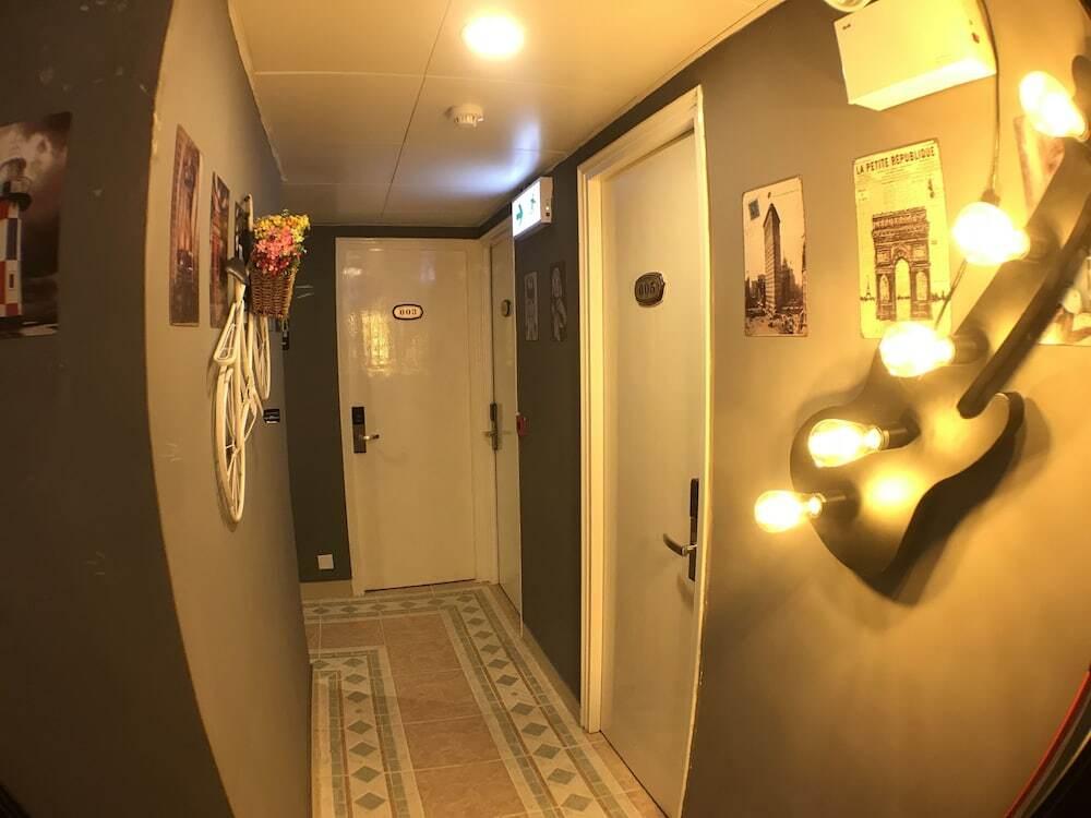 Гонконг: The House-Baguio