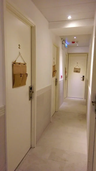 Гонконг: Nuts Hotel