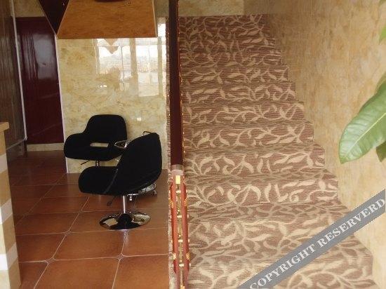 Хулун-Буир: Yuemin Hotel