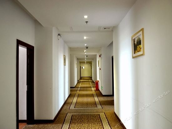 Фошань: Foshan Jinyu Business Hotel