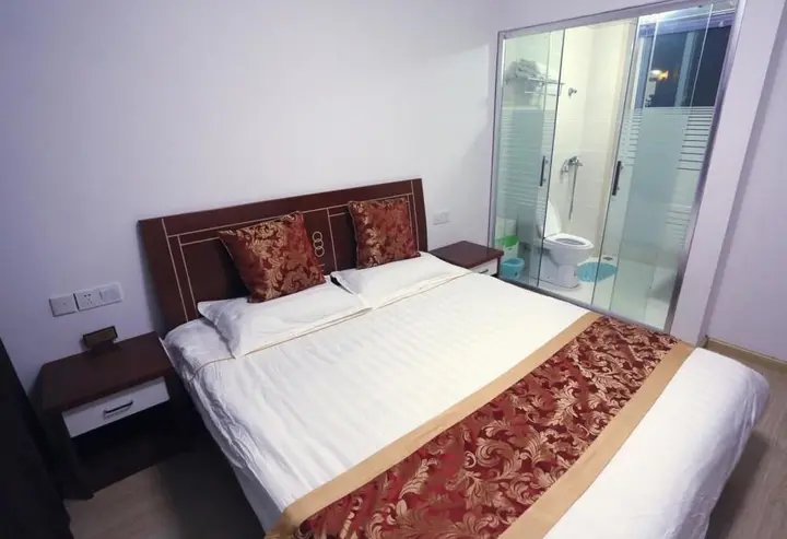Чжоушань: Dongsha Dragon Inn- Zhoushan Zhujiajian