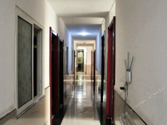 Даньдун: Kuandian Jiujiu Hotel