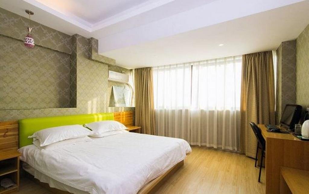 Yimi Hotel (Xiasha University Town, Hangzhou)(杭州一米酒店（下沙大学城文泽路地铁站店）) — фото 1