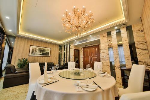 Шэньчжэнь: Hongyang Hotel Shenzhen North Railway Station