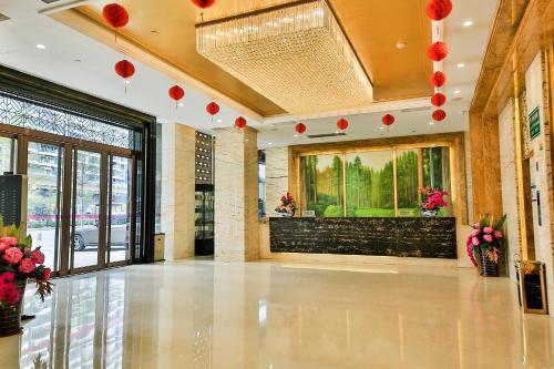 Шэньчжэнь: Hongyang Hotel Shenzhen North Railway Station