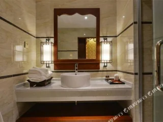 Цзинхун: Sawadika Fengqing Riverside Hotel, Xishuangbanna