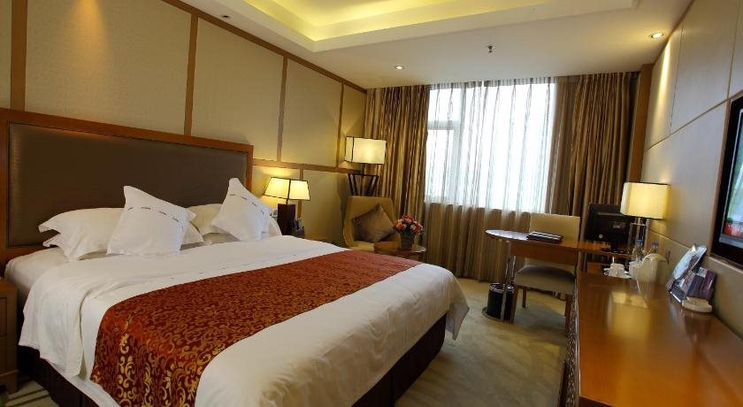 Чэнду: Longwei Hotel