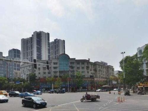 Чэнду: Longwei Hotel