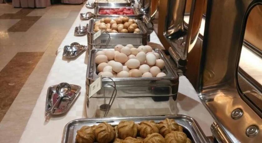 Чэнду: Longwei Hotel