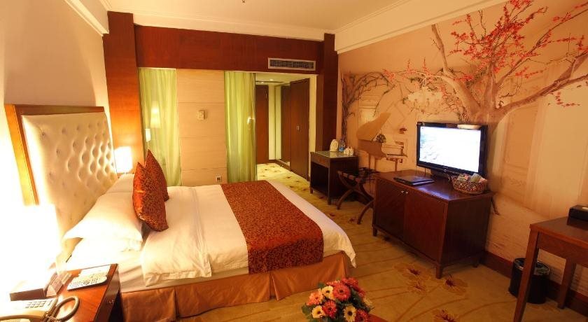 Чэнду: Longwei Hotel