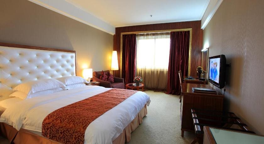 Чэнду: Longwei Hotel