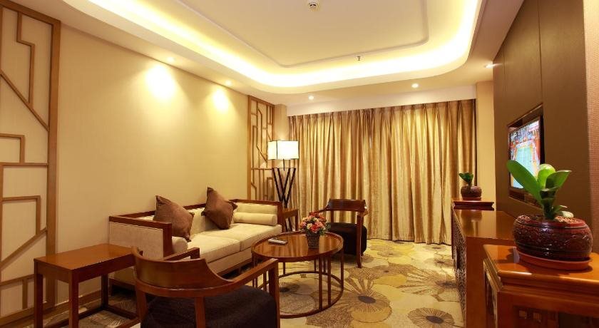 Чэнду: Longwei Hotel
