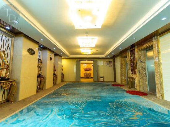 Фошань: Zhong Ying Holiday Hotel