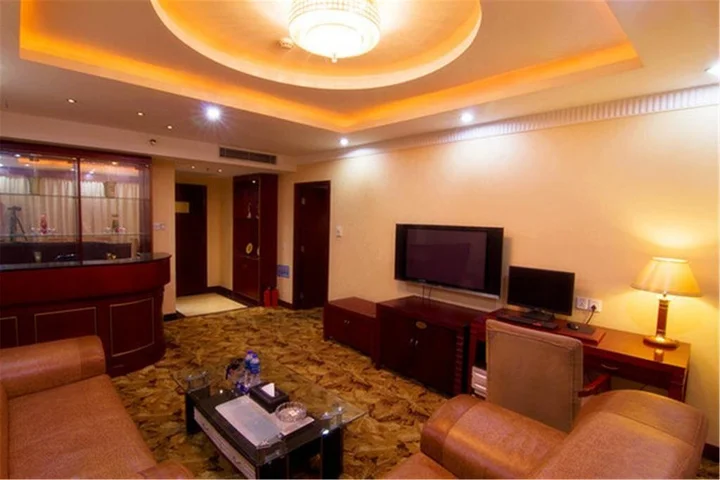 Дунгуань: Changping Fulong Hotel