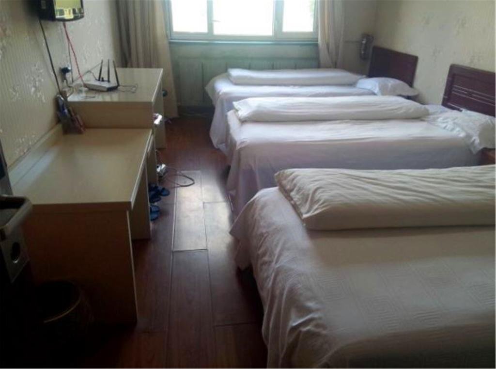 Хулун-Буир: Zhalantun Jianxin Business Hotel