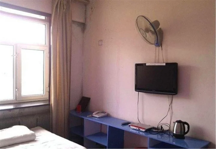Хулун-Буир: Zhalantun Jianxin Business Hotel