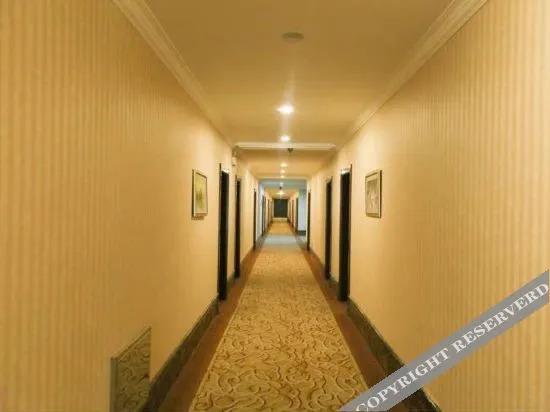 Хулун-Буир: Yunshan Hotel