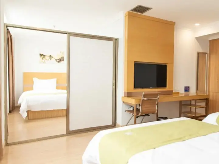 Фошань: GreenTree Alliance Foshan Nanhai Pingzhou Yuqi Street Hotel