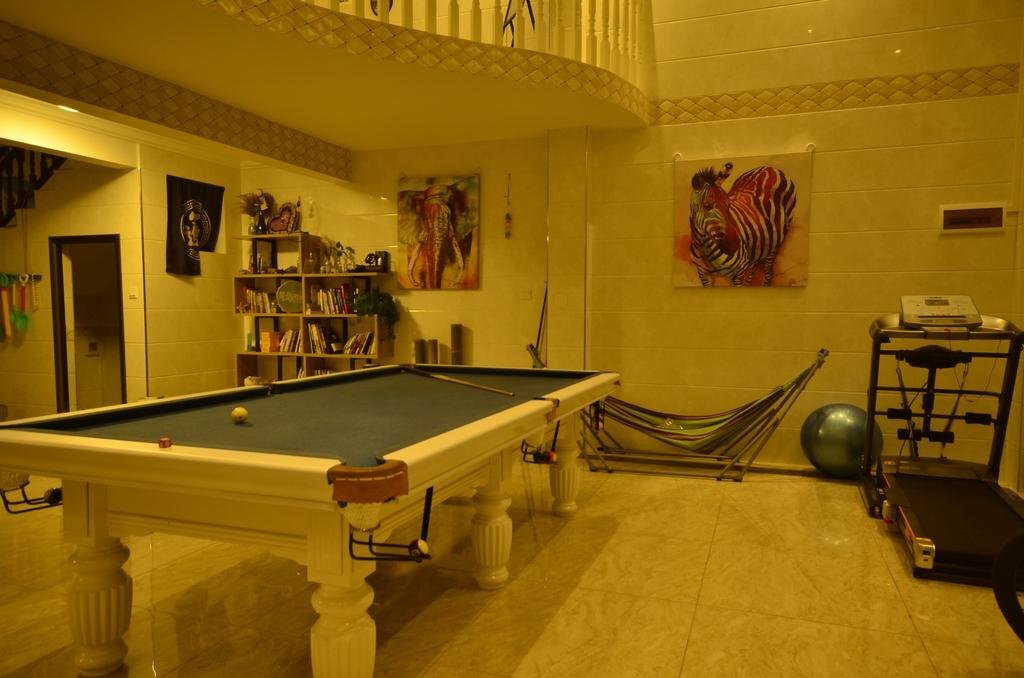 Бэйхай: Beihai SHANSHANG See Sun Youth Hostel
