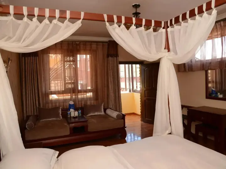 Шангри-Ла: Shangri-La Lanxi Boutique Inn