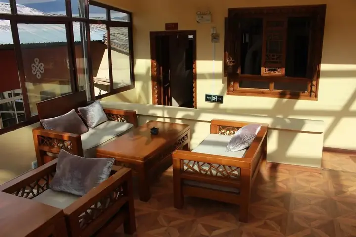 Шангри-Ла: Shangri-La Lanxi Boutique Inn