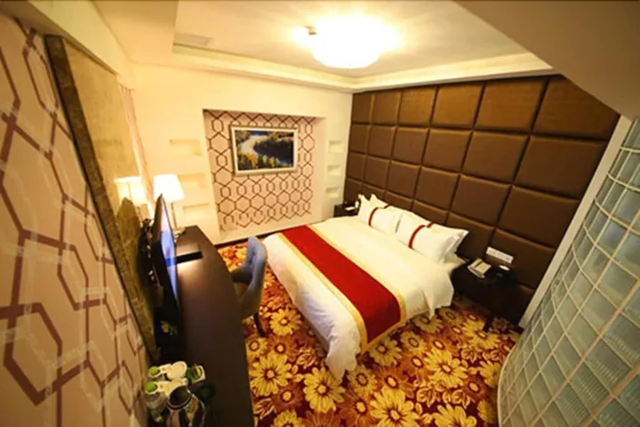 Чэнду: Ruisi Boya Hotel