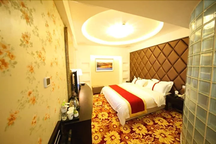 Чэнду: Ruisi Boya Hotel
