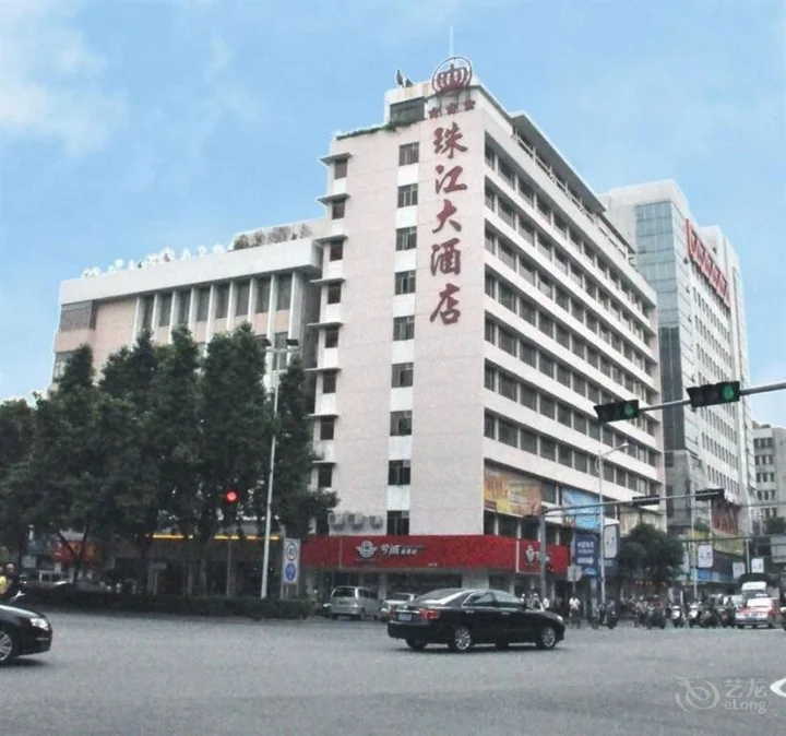 Фошань: Pearl River Hotel