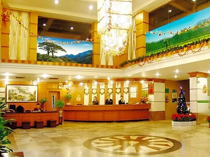 Фошань: Pearl River Hotel