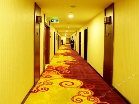 Хулун-Буир: Manzhouli Xin He Hotel