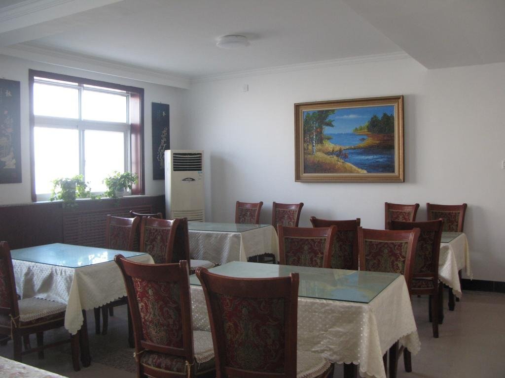 Таншань: Zhaolong Hotel