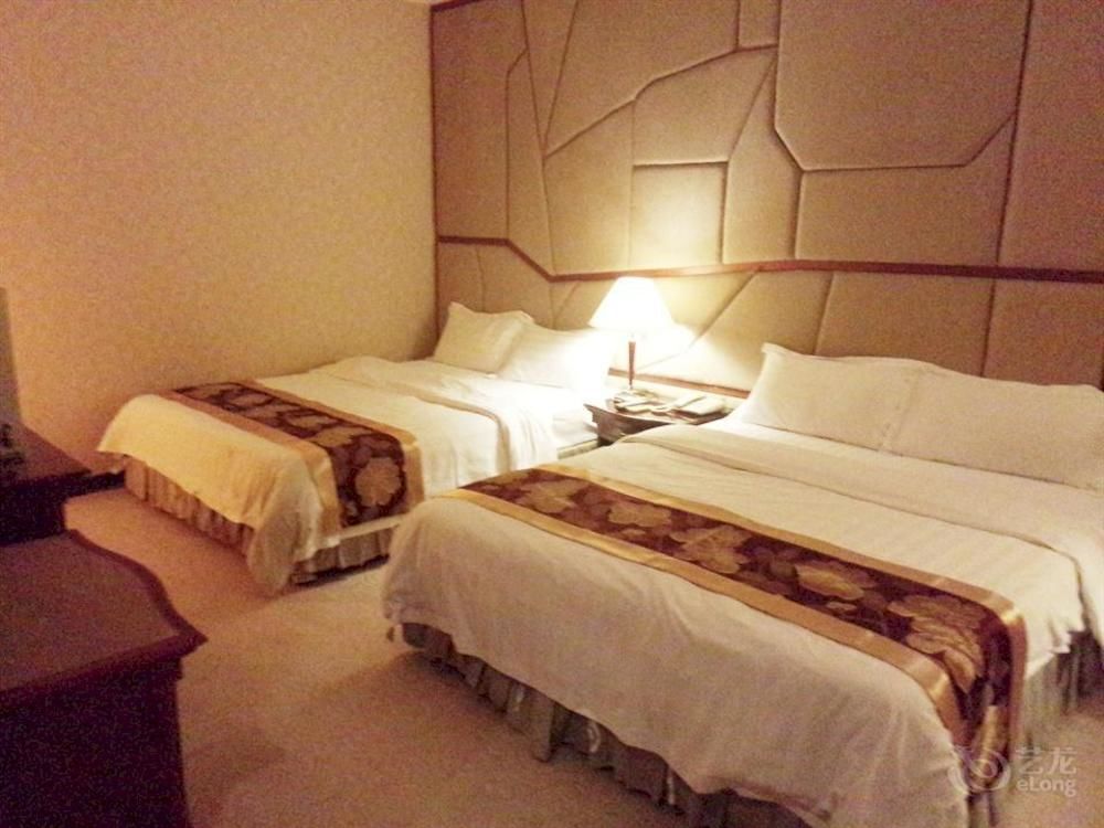 Чжуншань: Zilaixuan Hotel