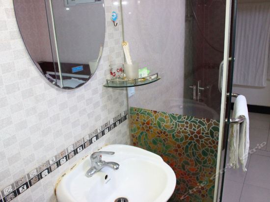 Шэньян: Shenyang Manxinge Inn