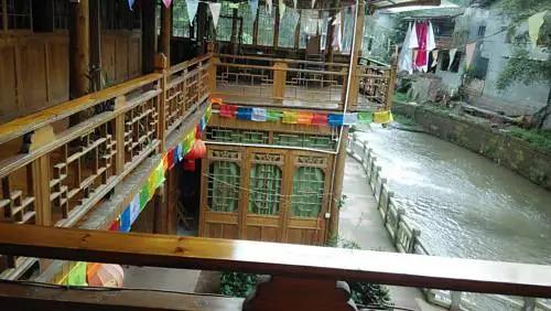 Яань: Shangli Ancient Town Yaquan Inn