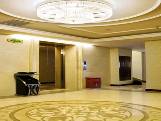 Гуйлинь: Vienna Hotel Guangxi Guilin North High-Speed Railway Station