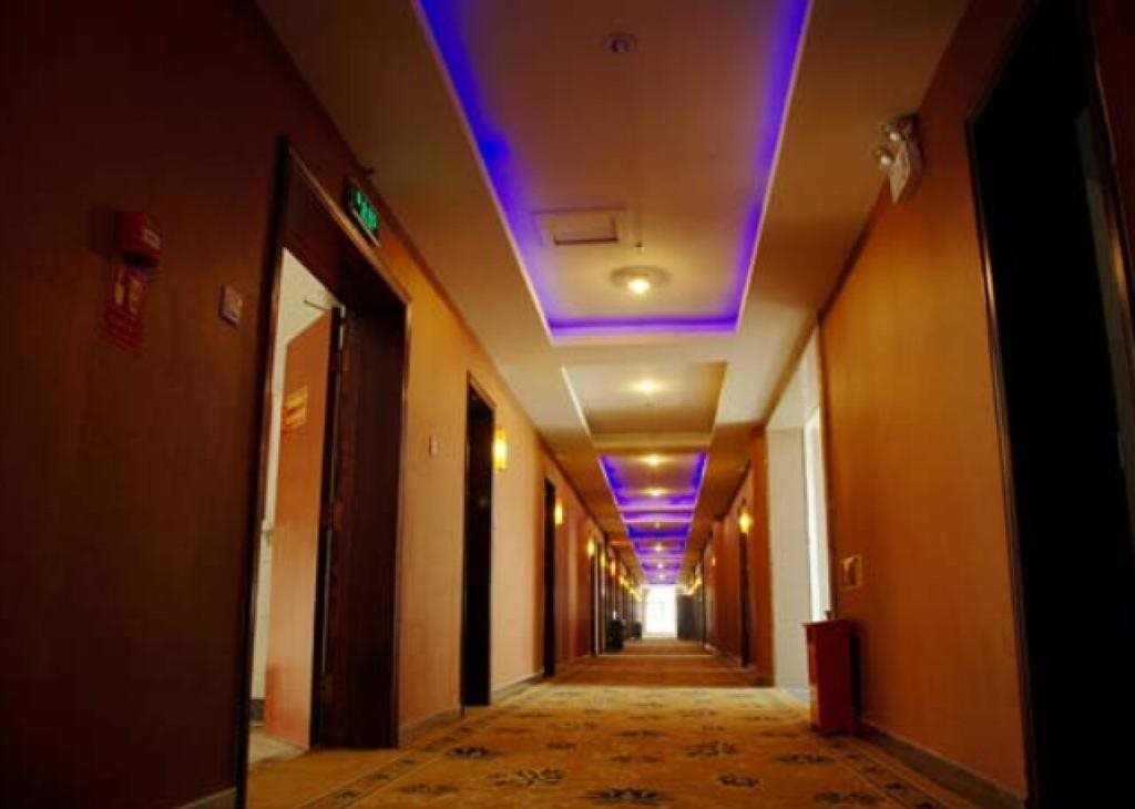 Цзюцзян: Gongqing Jinhang Hotel