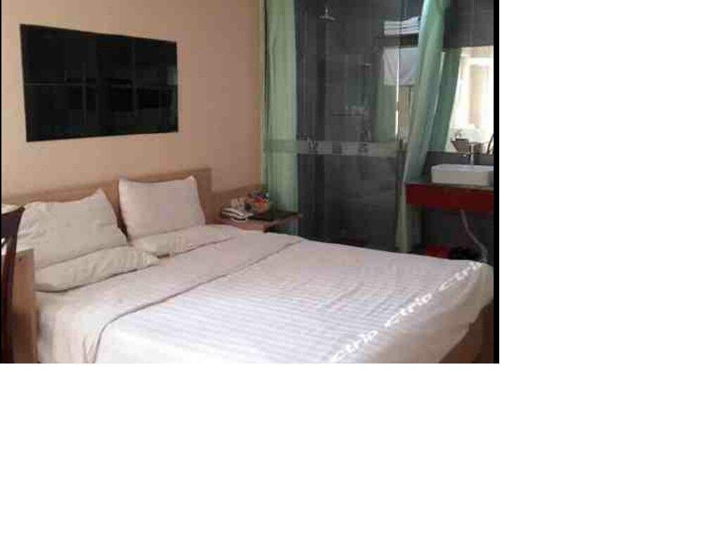 Yijia Business Inn — фото 1