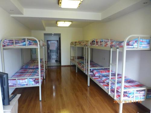 Leshan Seven Days Sunshine Student Apartment — фото 6