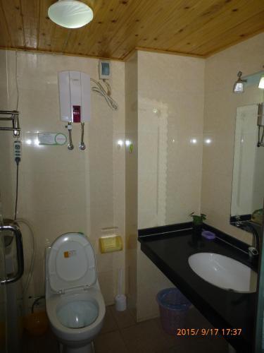 Leshan Seven Days Sunshine Student Apartment — фото 4