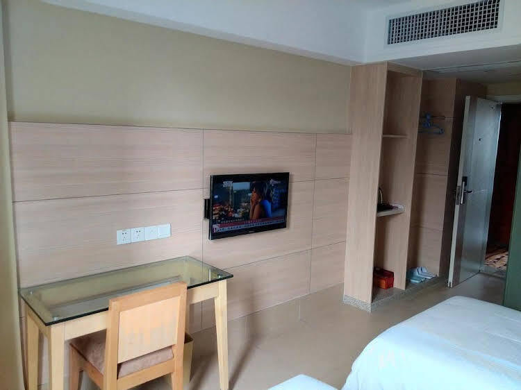 Ичан: Luck 7 Inn Yichang CBD