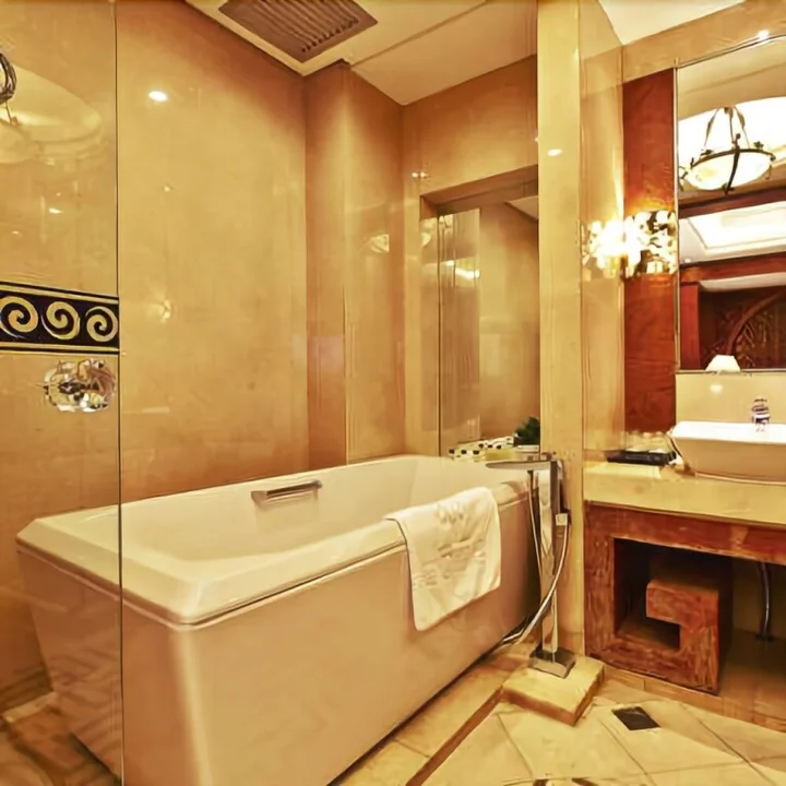 Хух-Хото: Hohhot Header Hotel