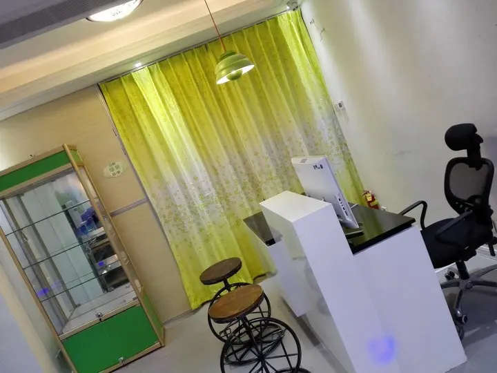 Циндао: Qingting Space Capsule Hostel