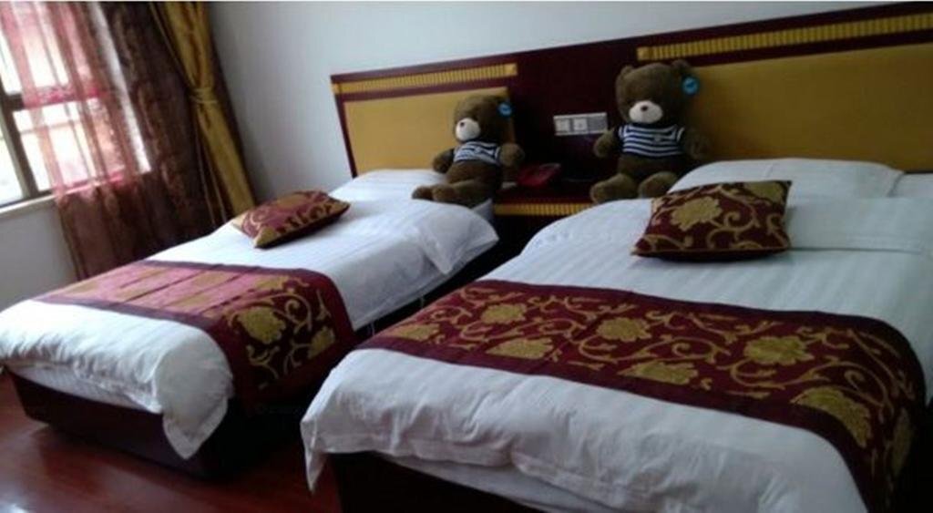 Лешан: Emei Kelaiju Hotel