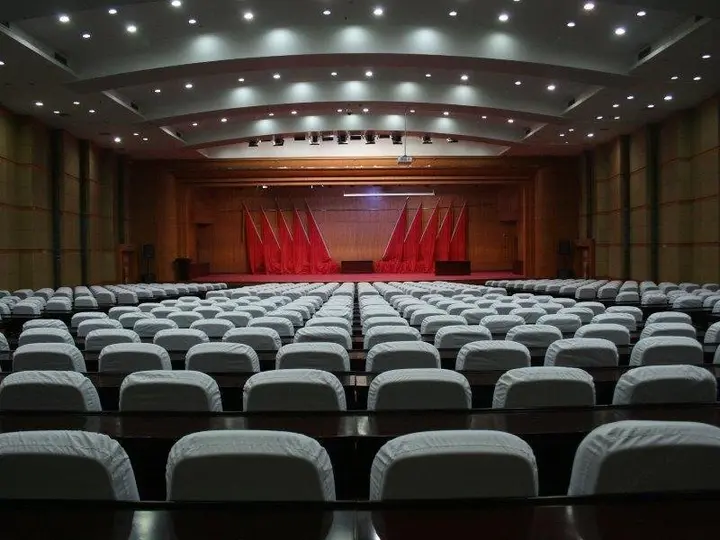 Ибинь: Yibin Jiangnan Hotel