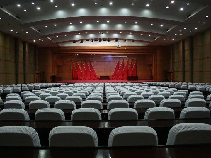 Ибинь: Yibin Jiangnan Hotel