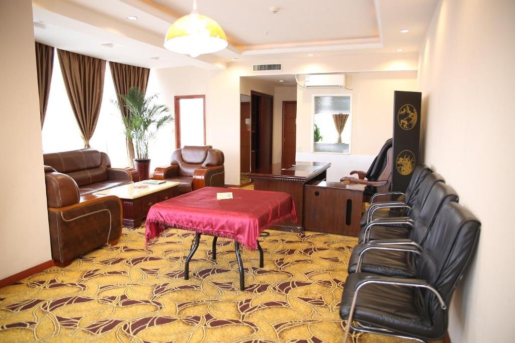 Баотоу: Longhua Business Hotel
